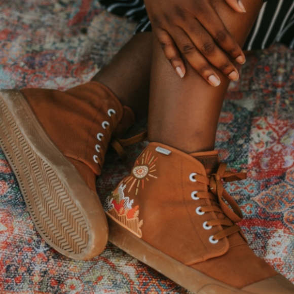 Sunrise Mountain High Top BANGS Shoes - Picture 4 of 16